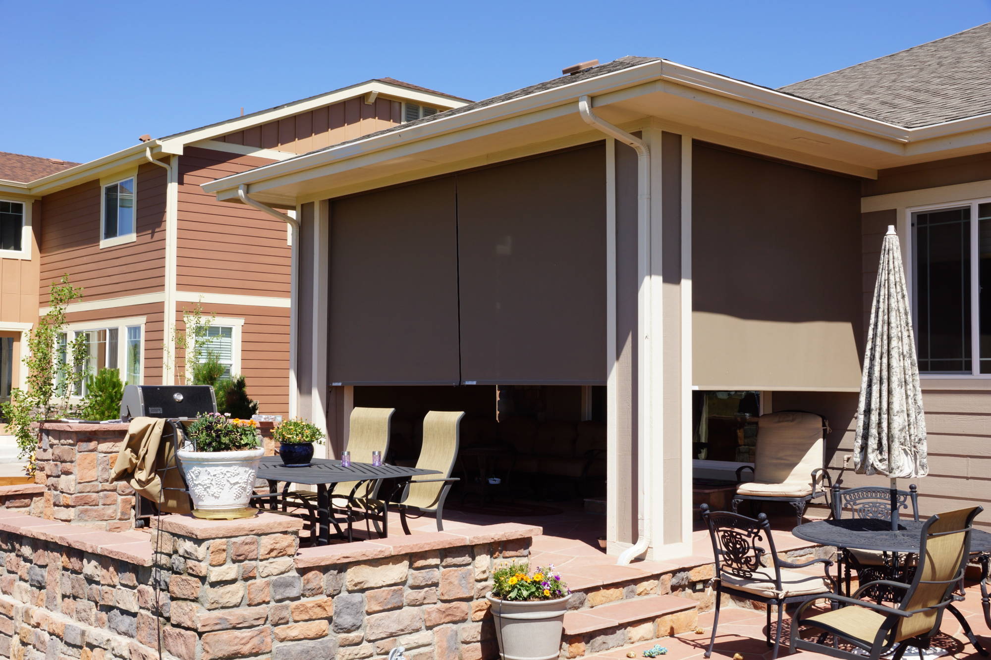 Insolroll Oasis 2600 Patio Sun Shades | Innovative Openings